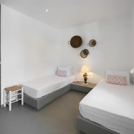 Adriana ペフコホリ